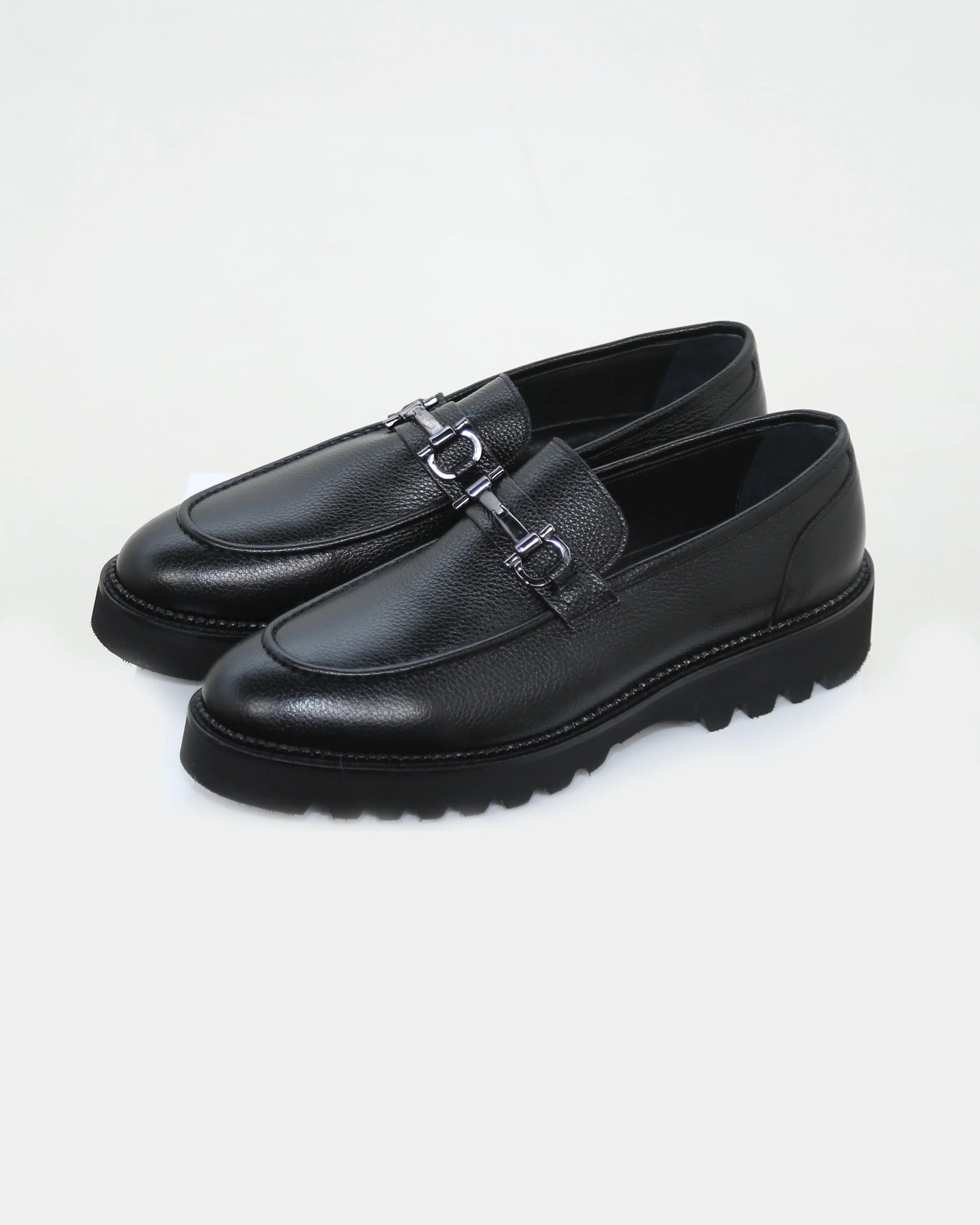 Step Into Style: The Timeless Appeal of Leather Shoes